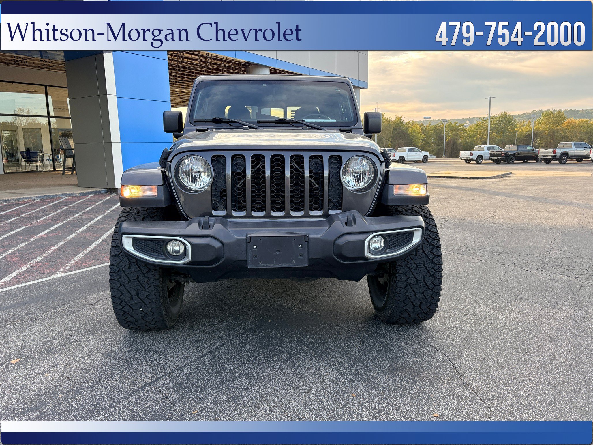 Used 2023 Jeep Gladiator Sport AWD/4WD image 3