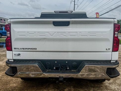 Used 2019 Chevrolet Silverado 1500 LT w/ Convenience Package image 6