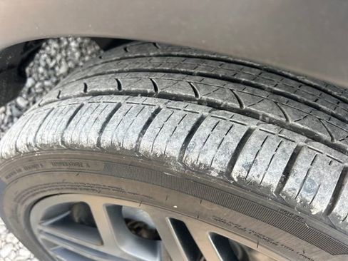 Used 2019 Land Rover Range Rover Evoque HSE Dynamic image 47