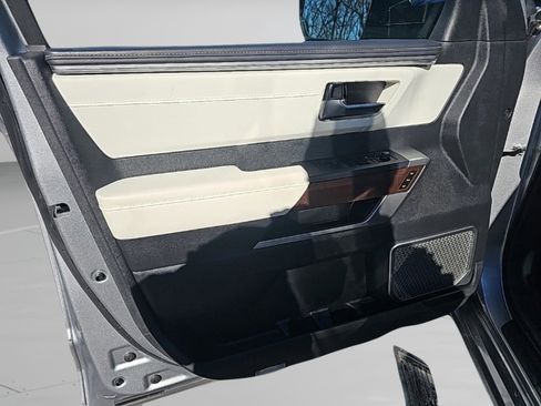 Used 2024 Toyota Sequoia Capstone image 30