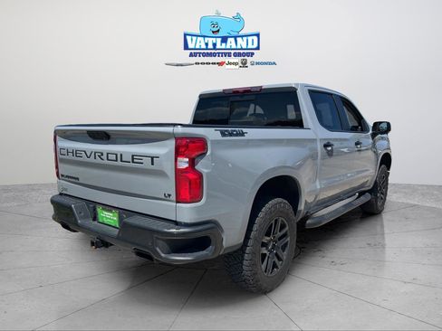 Used 2024 Chevrolet Silverado 1500 LT Trail Boss w/ LT Trail Boss Premium Package AWD/4WD image 5