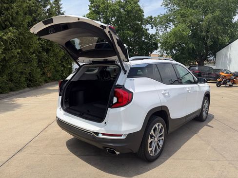 Used 2019 GMC Terrain SLT w/ Preferred Package AWD/4WD image 7