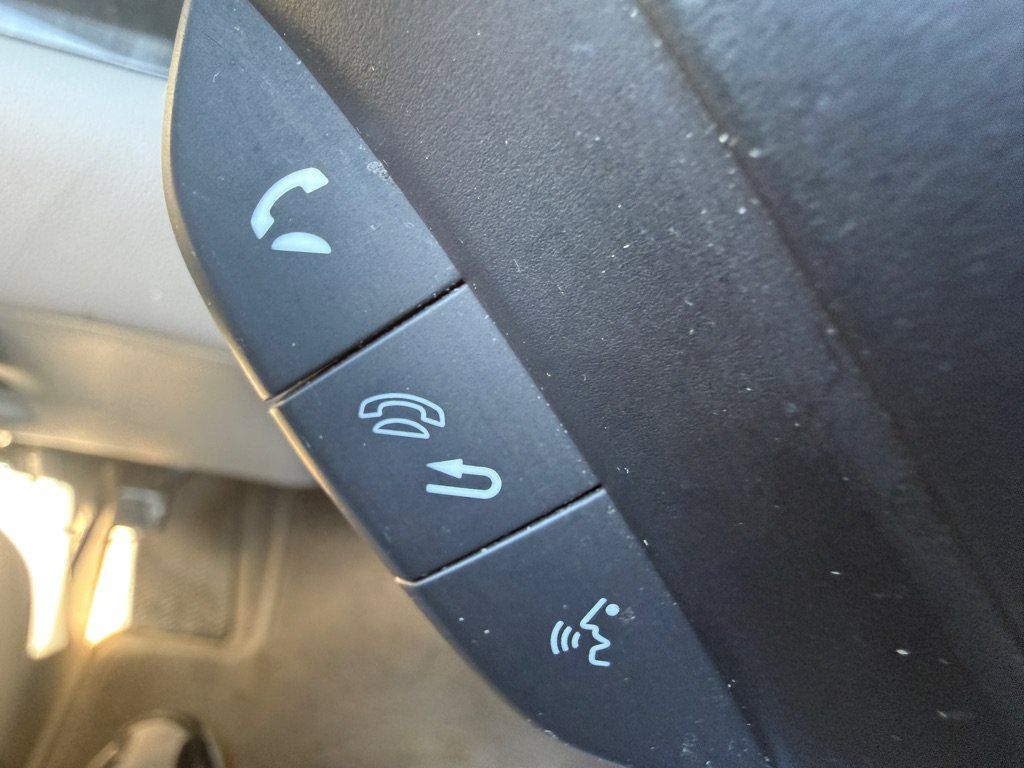 Used 2012 Honda CR-V EX-L image 22