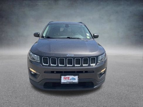 Used 2021 Jeep Compass Latitude w/ Convenience Group AWD/4WD image 9