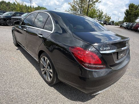 Used 2019 Mercedes-Benz C 300 Sedan image 10