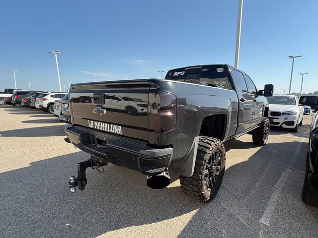 Used 2017 Chevrolet Silverado 2500 LTZ w/ Midnight Edition AWD/4WD image 2