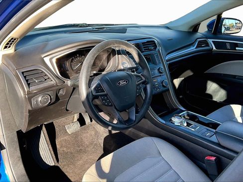 Used 2018 Ford Fusion S image 12