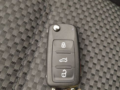 Used 2014 Volkswagen Jetta S FWD image 32