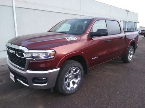 Used 2025 RAM 1500 Big Horn image 2