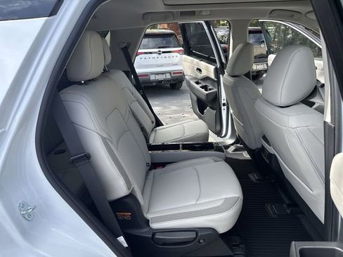 New 2026 Nissan Pathfinder SL AWD/4WD image 11