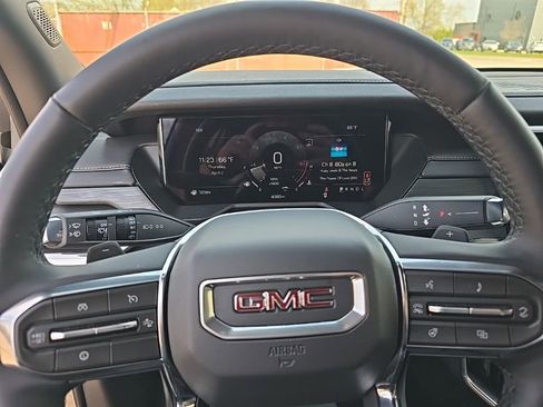 New 2026 GMC Acadia Elevation w/ Elevation Premium Package FWD image 21