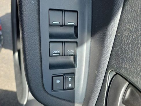 Used 2023 Honda Passport EX-L image 12