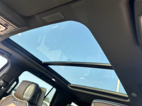 New 2026 GMC Yukon Denali Ultimate AWD/4WD image 19