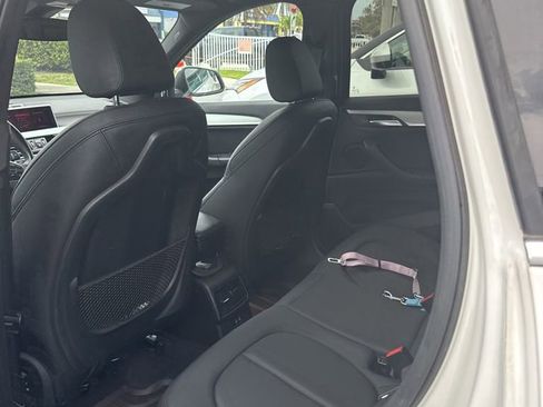Used 2020 BMW X1 xDrive28i w/ Convenience Package AWD/4WD image 4