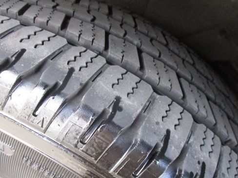 Used 2020 Nissan Armada SL w/ Premium Package image 12