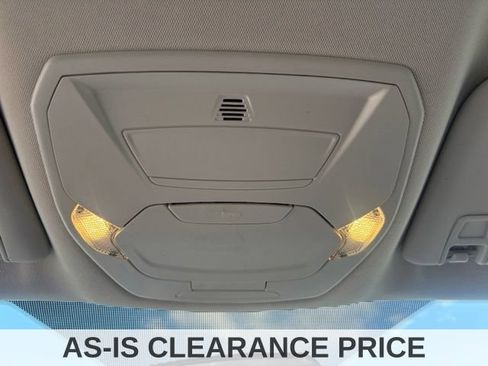Used 2017 Ford Escape SE w/ Equipment Group 201A AWD/4WD image 31