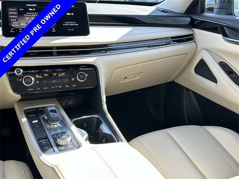 Certified 2025 INFINITI QX60 Pure image 24