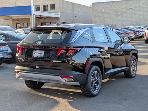 New 2026 Hyundai Tucson Blue SE AWD/4WD image 4