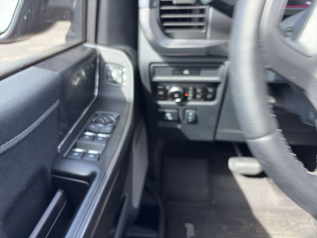 Used 2025 Ford F150 Lariat w/ Equipment Group 501A Mid AWD/4WD image 19
