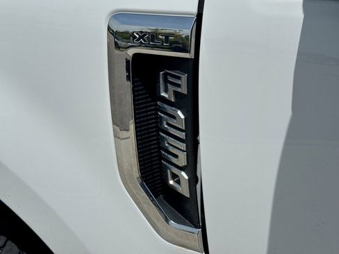 Used 2021 Ford F250 XLT AWD/4WD image 15