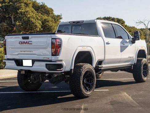 Used 2024 GMC Sierra 2500 AT4 w/ AT4 Premium Plus Package image 8