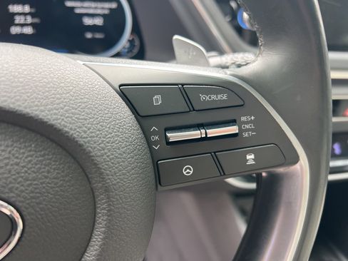 Used 2020 Hyundai Sonata Limited image 15