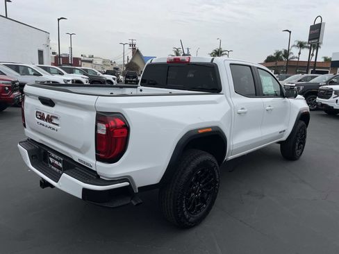 New 2026 GMC Canyon Elevation image 5