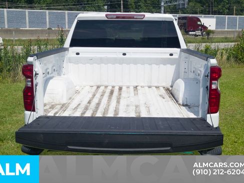 Used 2026 Chevrolet Silverado 1500 LT AWD/4WD image 10