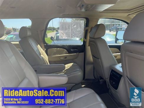 Used 2008 Chevrolet Tahoe LTZ w/ LTZ Preferred Equipment Group AWD/4WD image 16