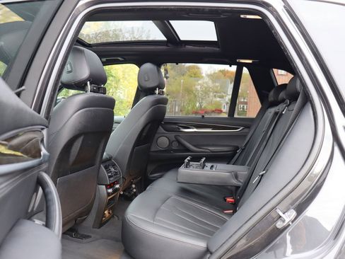 Used 2018 BMW X5 xDrive40e image 13