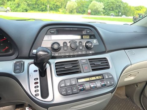 Used 2010 Honda Odyssey EX-L image 3