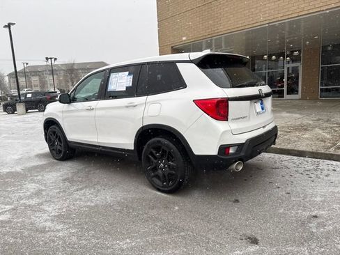 Certified 2023 Honda Passport EX-L image 2