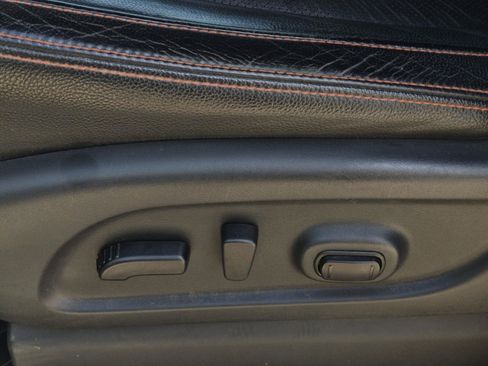 Used 2020 Nissan Titan PRO-4X w/ Pro-4x Convenience Package image 32