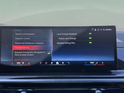 Used 2025 BMW X6 M60i image 18