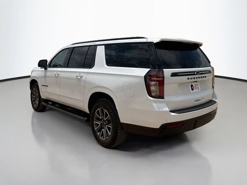 Used 2023 Chevrolet Suburban Z71 w/ Luxury Package AWD/4WD image 5