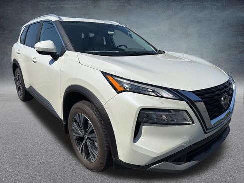 Used 2023 Nissan Rogue SV w/ SV Premium B Package FWD image 5