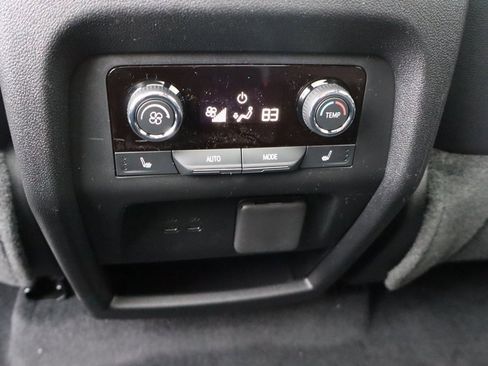 New 2026 Chevrolet Traverse RS image 29