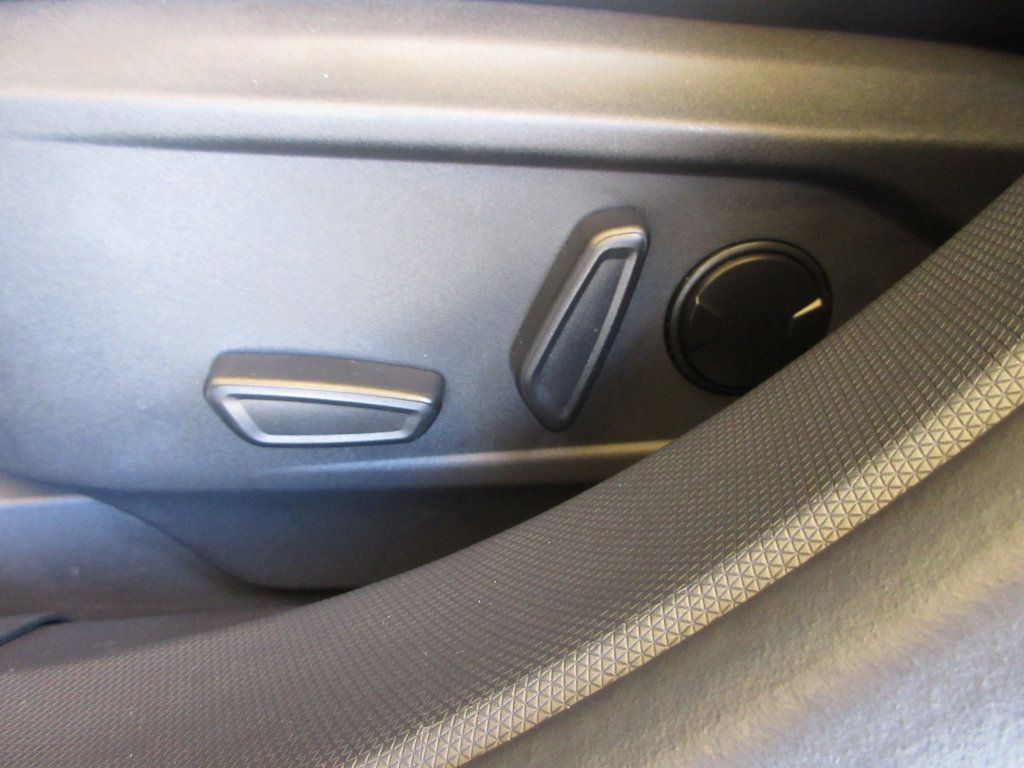 Certified 2023 Ford Mustang Mach-E Select RWD image 13