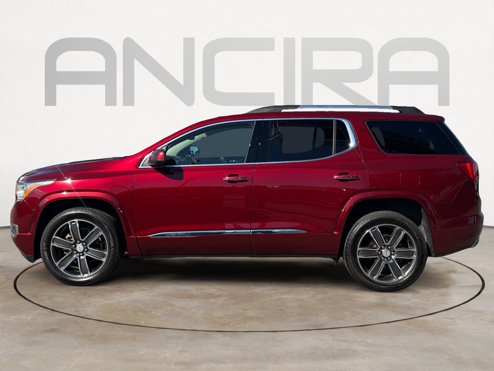 Used 2017 GMC Acadia Denali w/ Technology Package FWD image 7