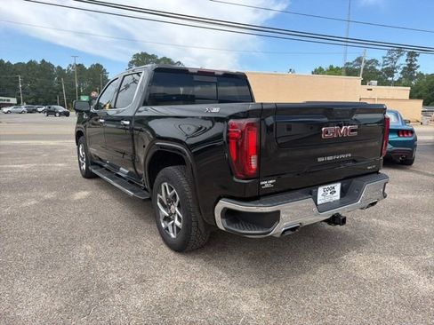 Used 2024 GMC Sierra 1500 SLT w/ SLT Premium Plus Package AWD/4WD image 8