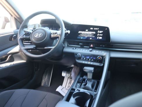 New 2026 Hyundai Elantra Sport image 14