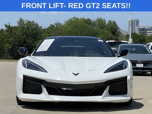 Used 2025 Chevrolet Corvette Z06 w/ Stealth Interior Trim Package RWD image 5