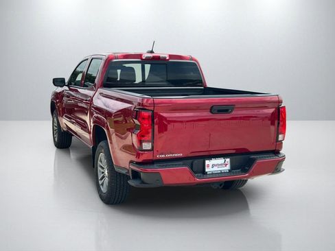 Used 2025 Chevrolet Colorado LT RWD image 7
