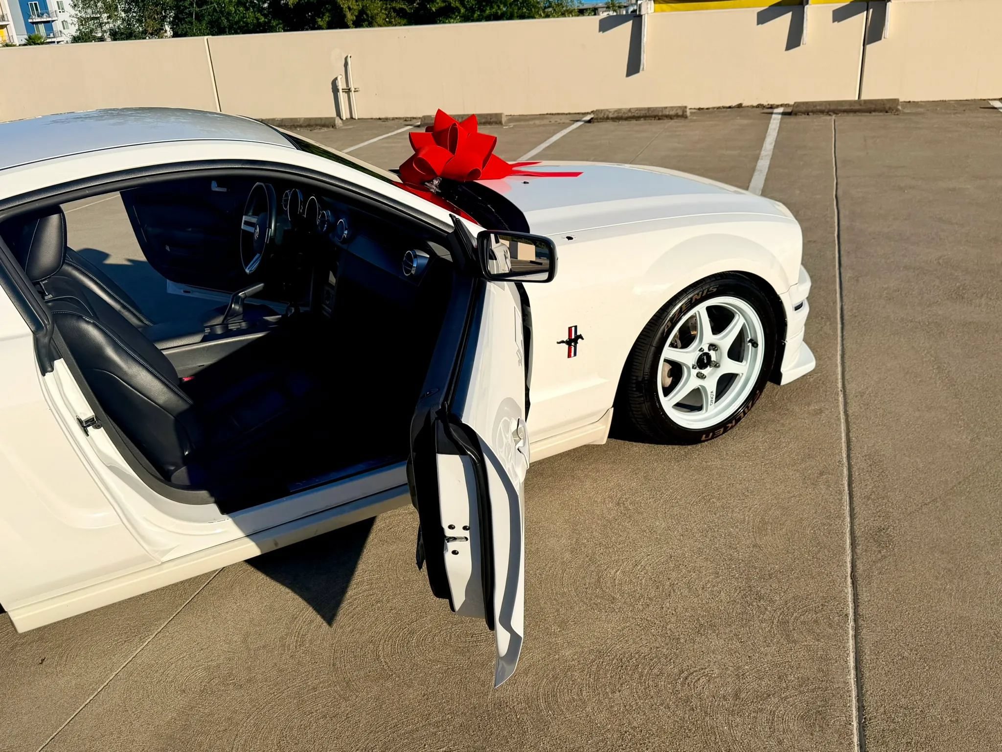 Used 2007 Ford Mustang Premium RWD image 35