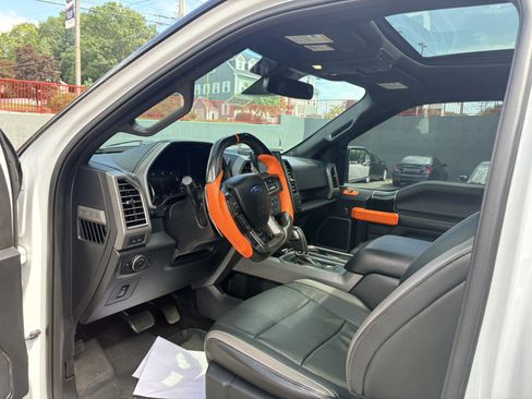 Used 2018 Ford F150 Raptor w/ Equipment Group 802A Luxury AWD/4WD image 18