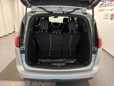 New 2026 Chrysler Voyager LX FWD image 6
