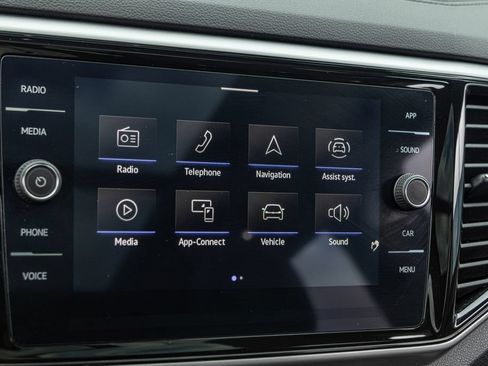 Used 2023 Volkswagen Atlas Cross Sport SE w/ Panoramic Sunroof Package AWD/4WD image 19