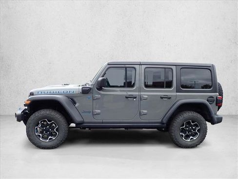 Used 2023 Jeep Wrangler Unlimited Rubicon 4xe w/ Cold Weather Group AWD/4WD image 2