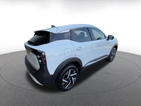 Used 2026 Nissan Kicks SV w/ Cold Weather Package FWD image 15