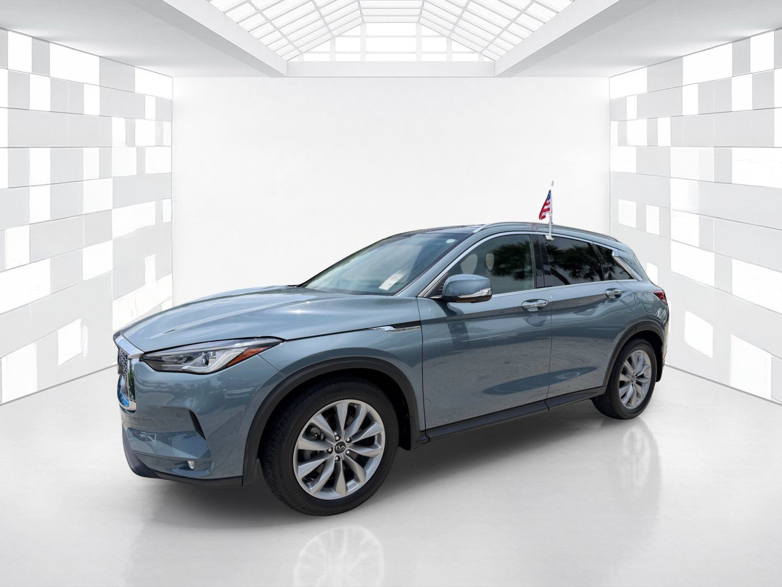 Used 2022 INFINITI QX50 Essential FWD image 3